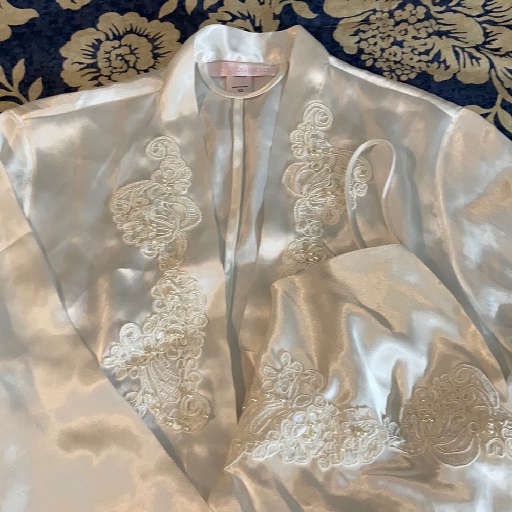 Victoria's Secret White Satin Intimates Set